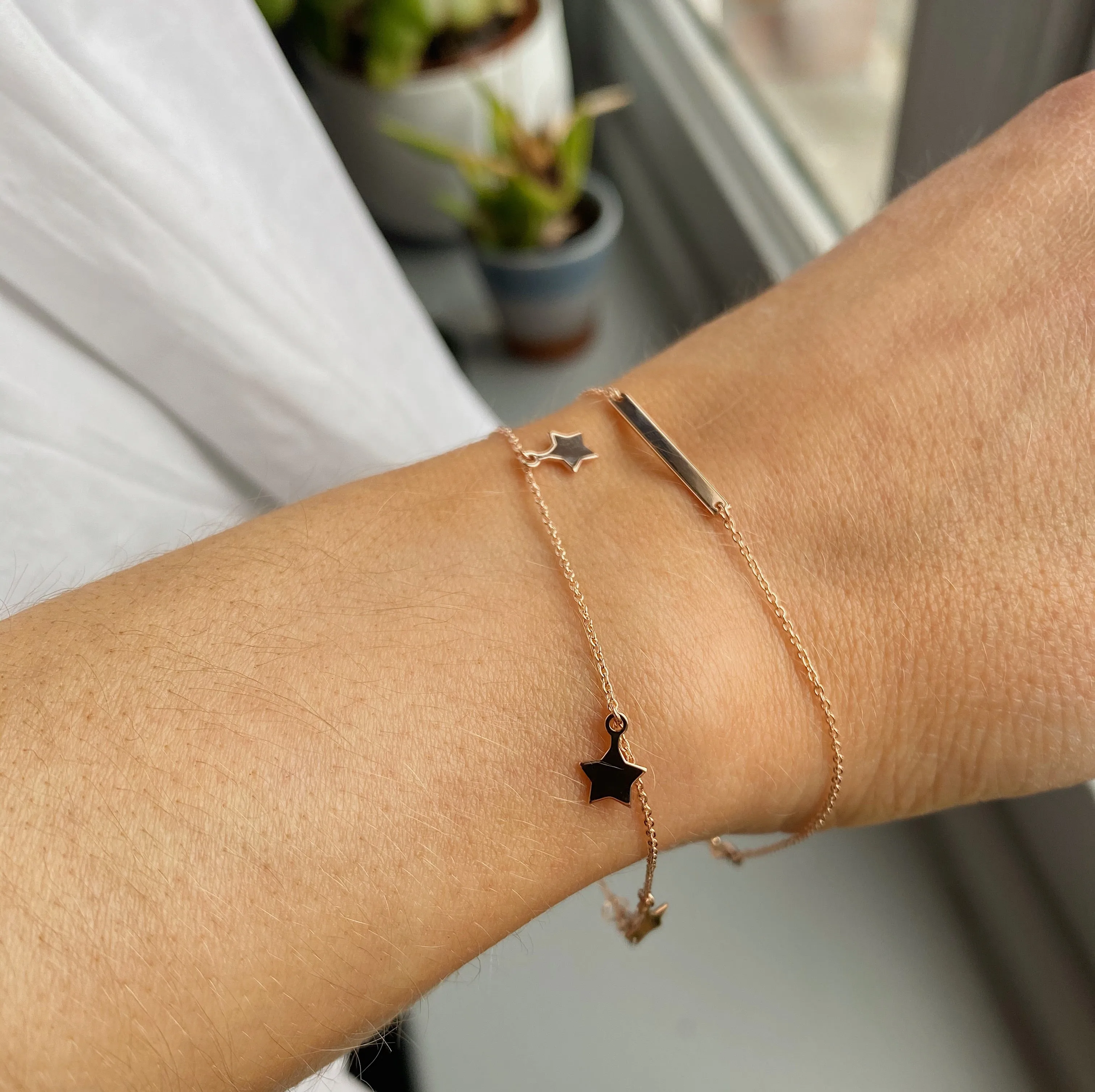 9kt Rose Gold Rectangular Bar Chain Bracelet