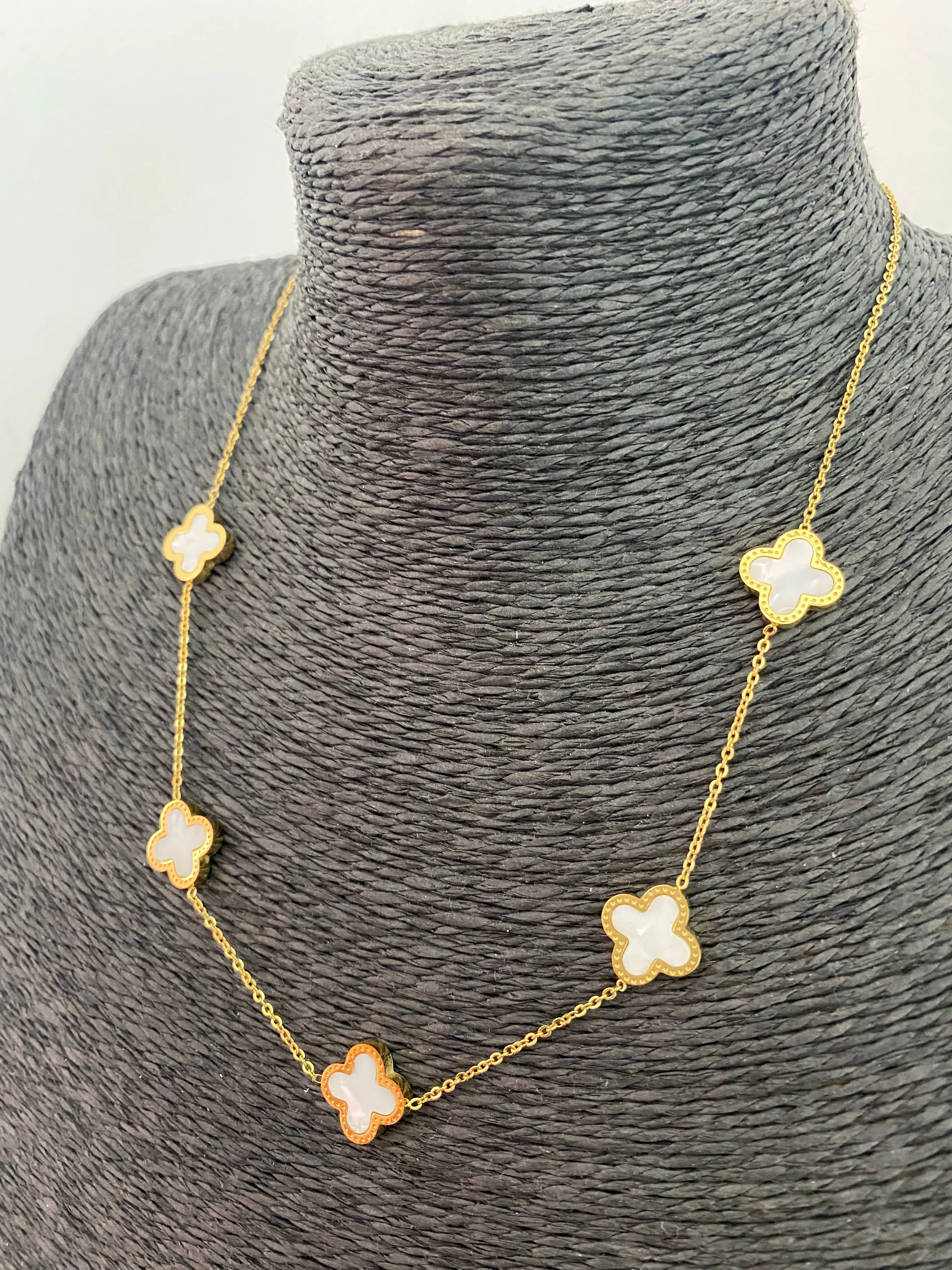 Multi Clover Necklace - Gold & White